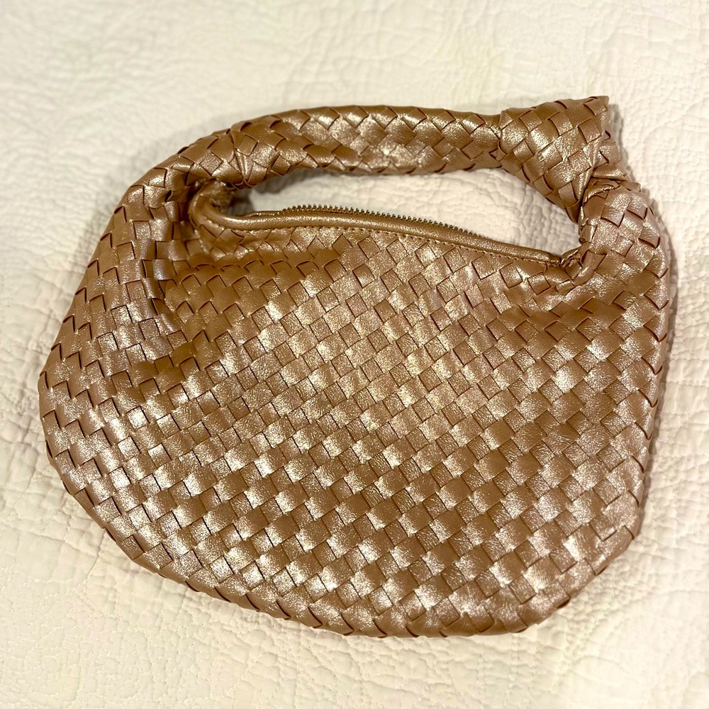 Melia Blanco for Anthropologie. Clutch gold chrome bag. Bottega Veneta style.